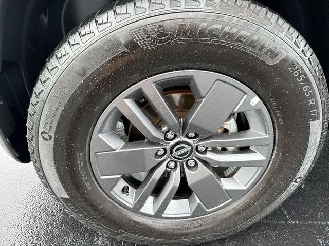 Used 2026 Nissan Frontier SV AWD/4WD image 10