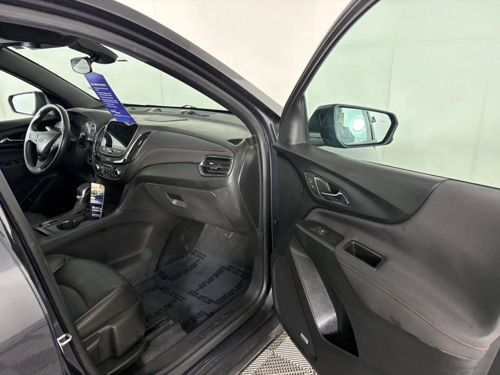 Used 2022 Chevrolet Equinox RS w/ RS Leather Package image 33