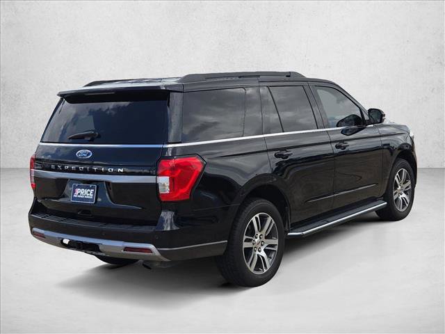 Certified 2023 Ford Expedition XLT RWD image 5