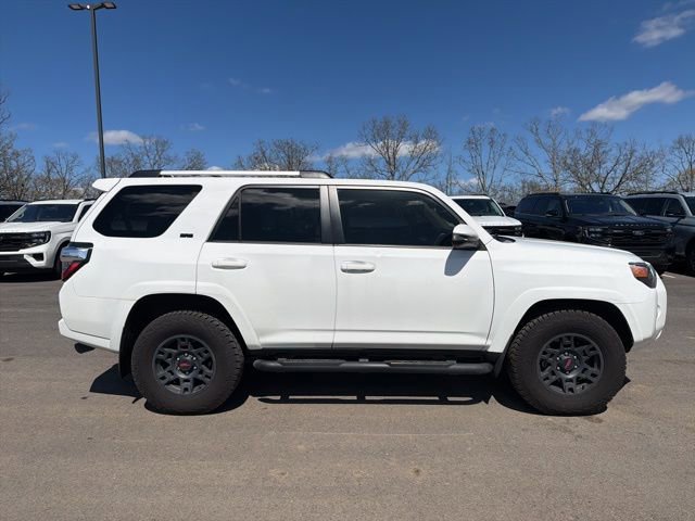 Used 2022 Toyota 4Runner SR5 Premium w/ Moonroof Package AWD/4WD image 5