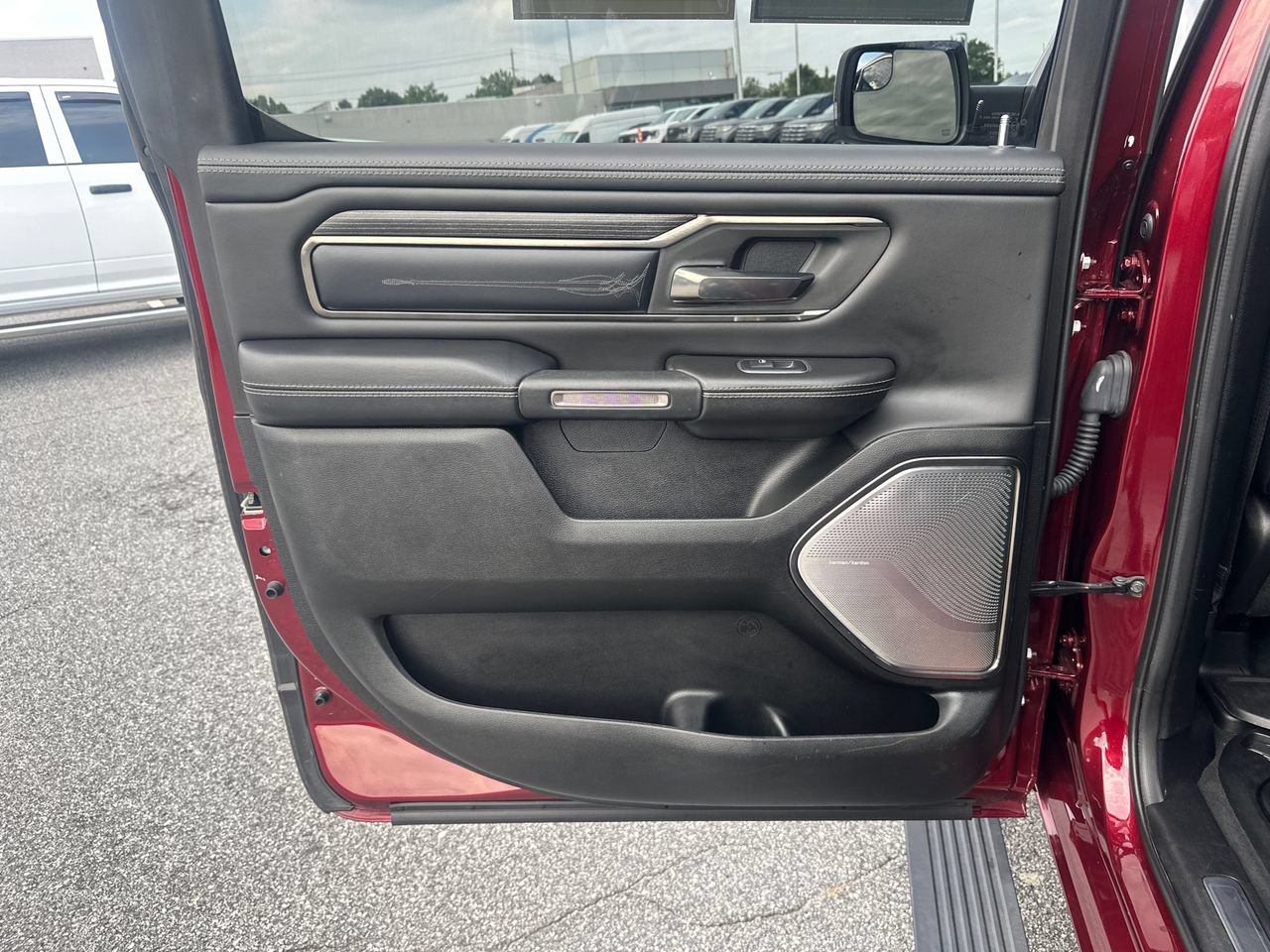 Used 2019 RAM 1500 Limited AWD/4WD image 23