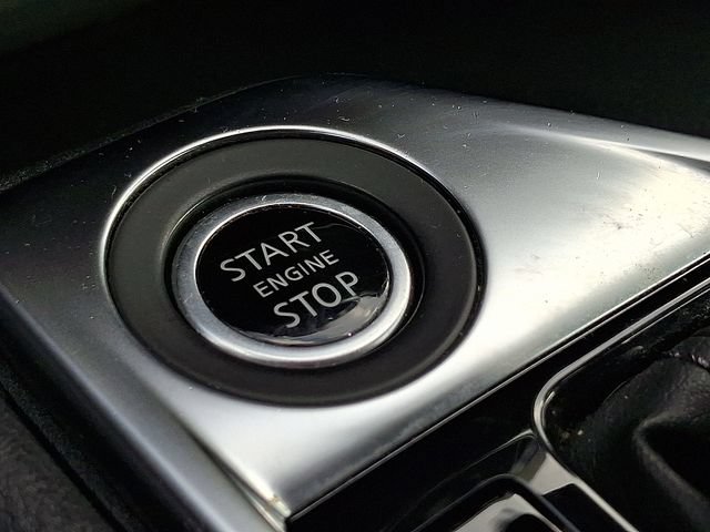 Used 2020 Nissan Sentra SV FWD image 22