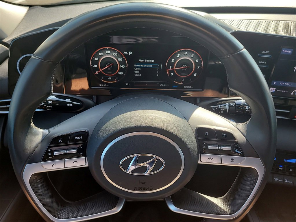 Used 2022 Hyundai Elantra SEL w/ Convenience + Premium Package image 24