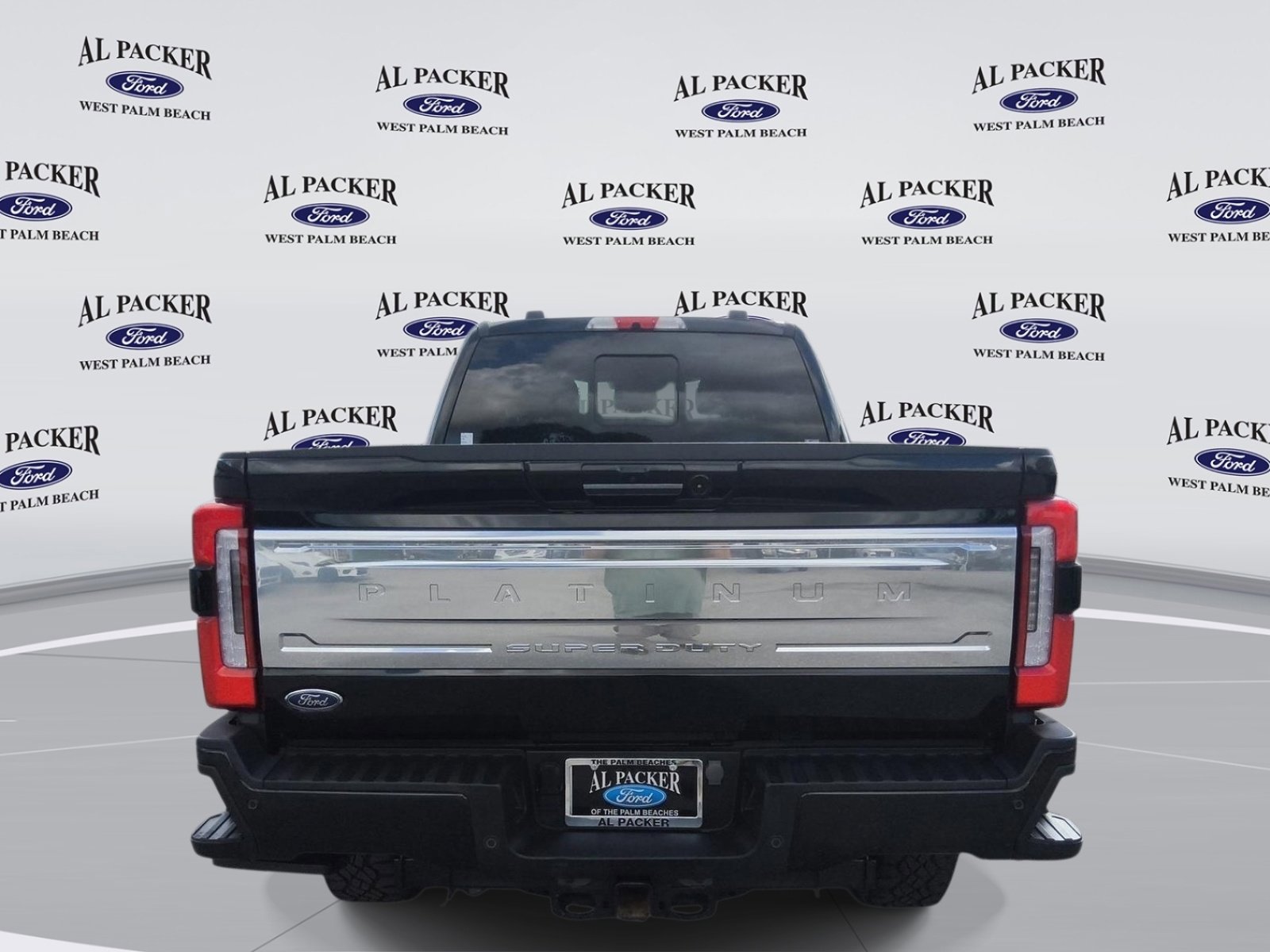 Certified 2024 Ford F350 Platinum w/ Tremor Off-Road Package image 4