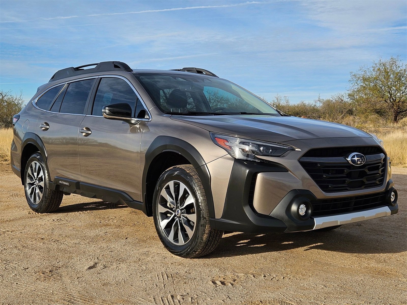 Used 2024 Subaru Outback Limited image 3