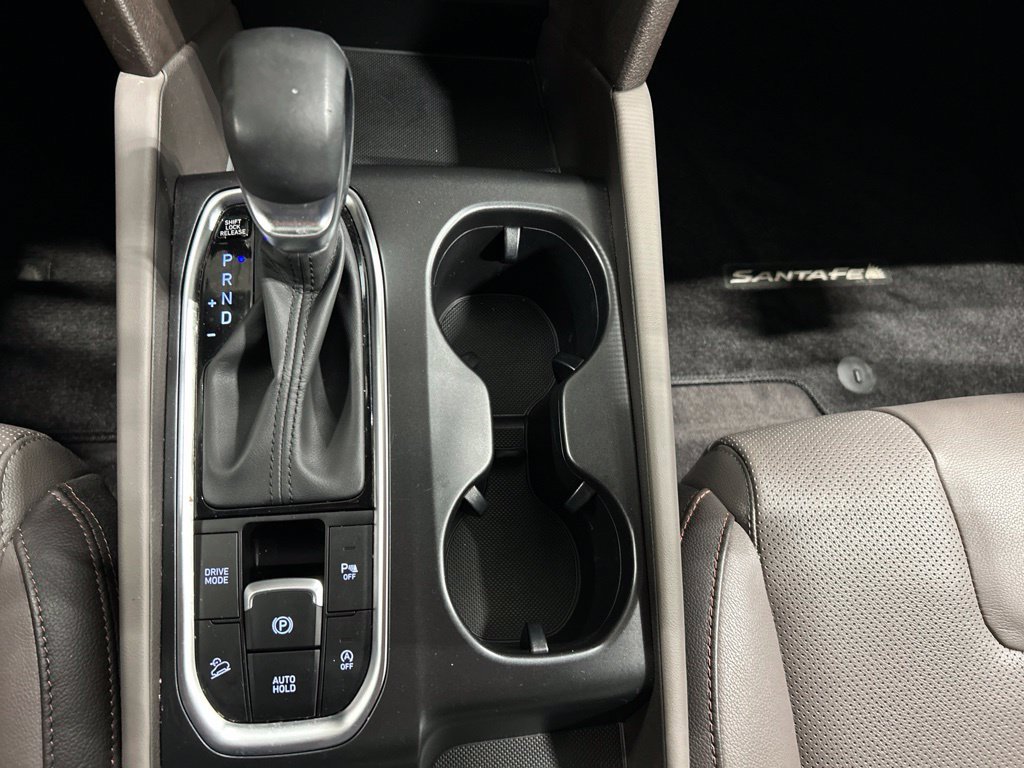Used 2019 Hyundai Santa Fe Limited AWD/4WD image 20