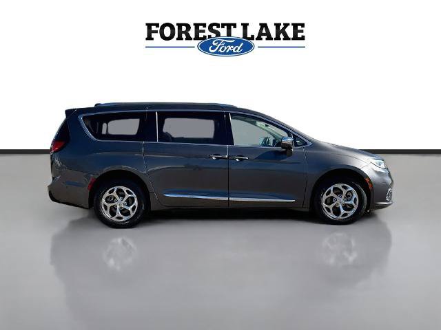 Used 2021 Chrysler Pacifica Limited w/ Premium & Safety Sphere Group AWD/4WD image 8