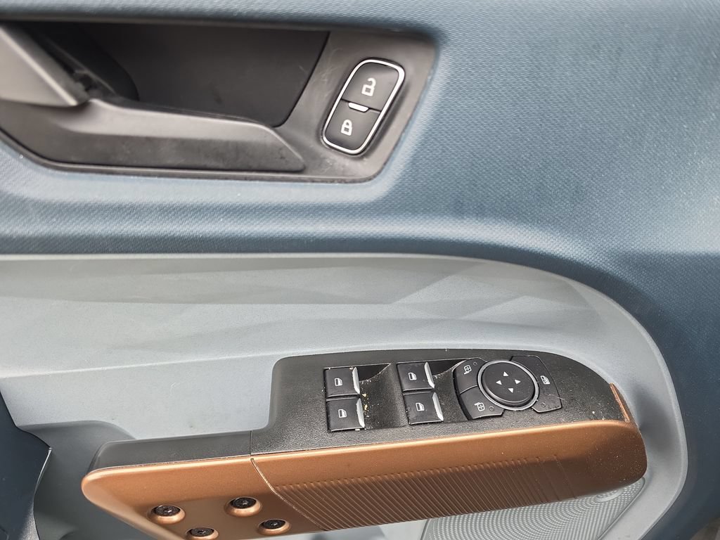 Certified 2022 Ford Maverick Lariat FWD image 19