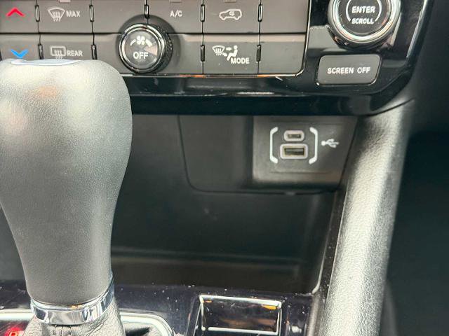 Used 2024 Jeep Compass Latitude image 17