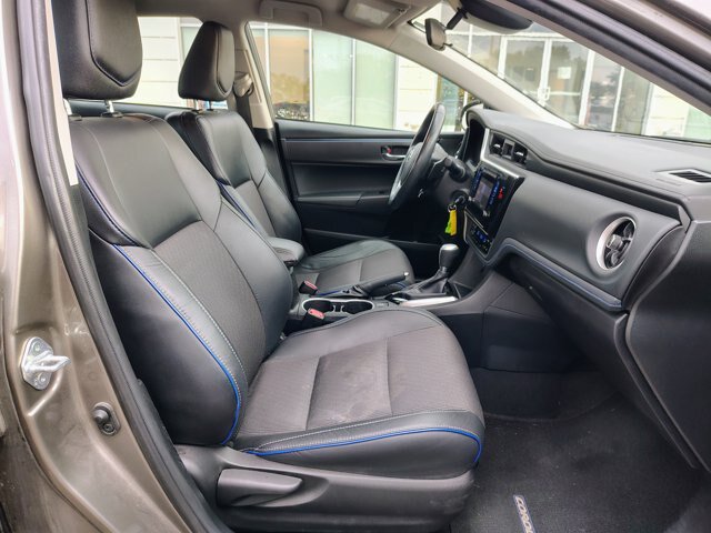 Used 2019 Toyota Corolla SE w/ Carpet Mat Package (TMS) FWD image 14