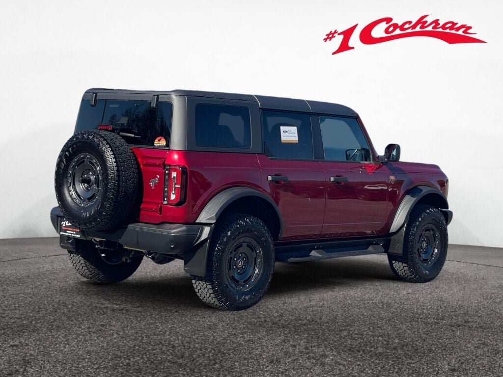 Certified 2025 Ford Bronco Badlands w/ Sasquatch Package AWD/4WD image 26