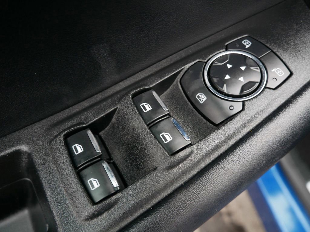 Certified 2023 Ford Edge ST-Line w/ Class II Trailer Tow Package image 10