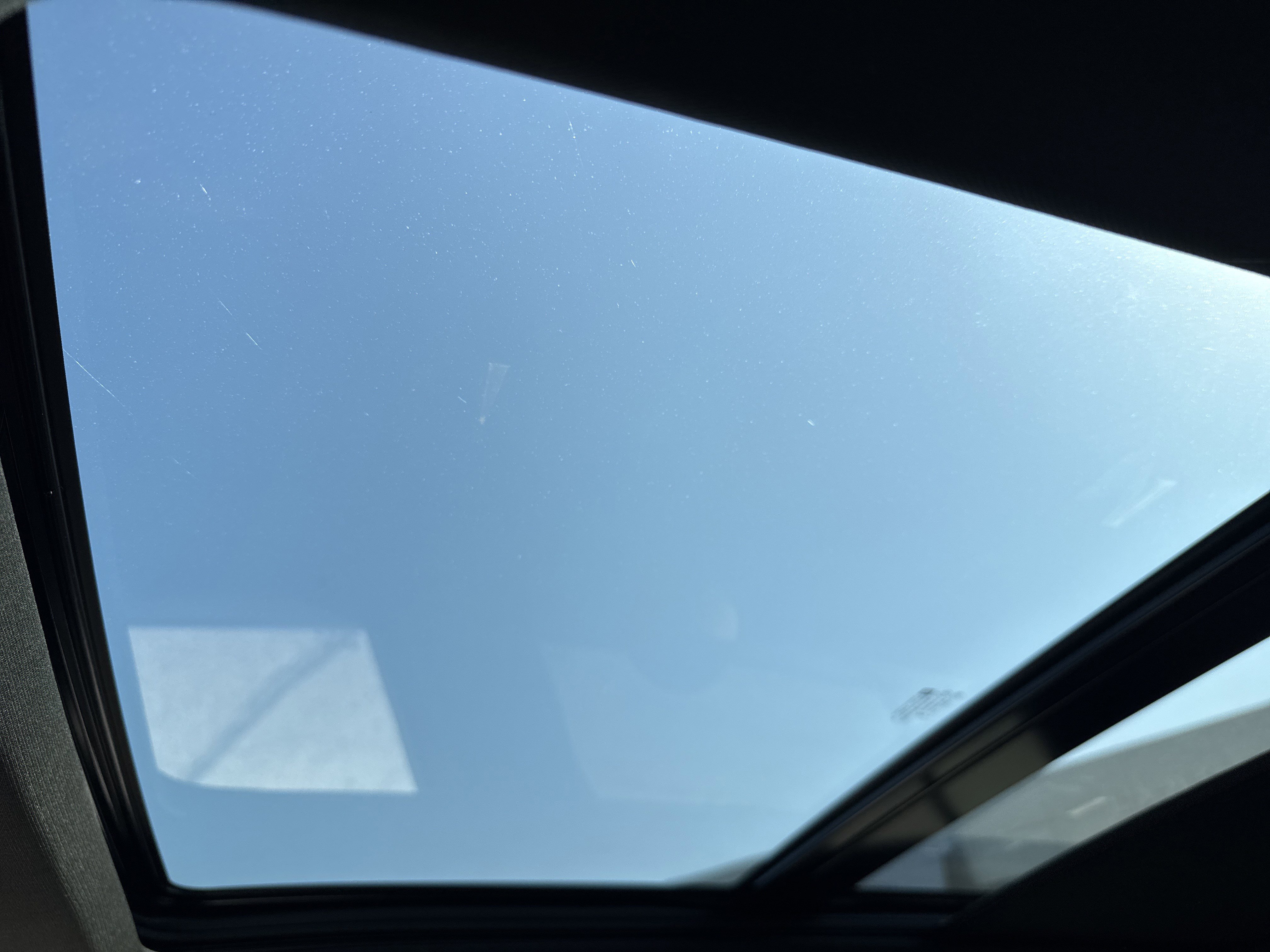 Used 2024 Cadillac XT4 Premium Luxury image 25