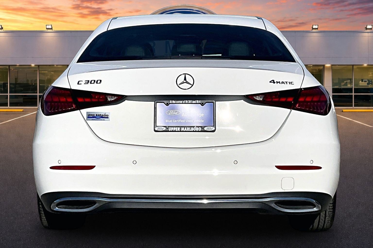 Used 2022 Mercedes-Benz C 300 4MATIC Sedan image 4