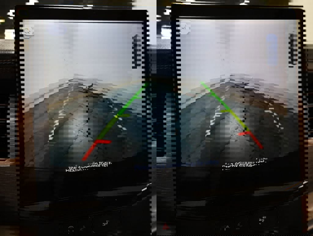 Certified 2024 Ford Expedition Limited image 35