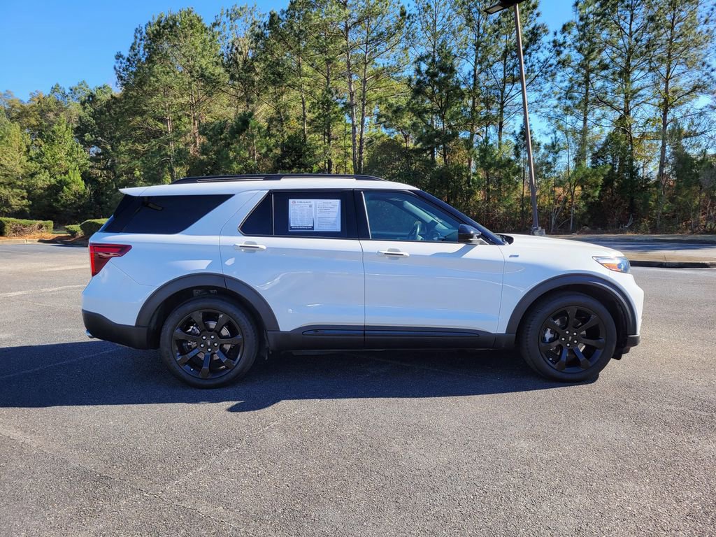 Certified 2023 Ford Explorer ST-Line w/ Class IV Trailer Tow Package image 6