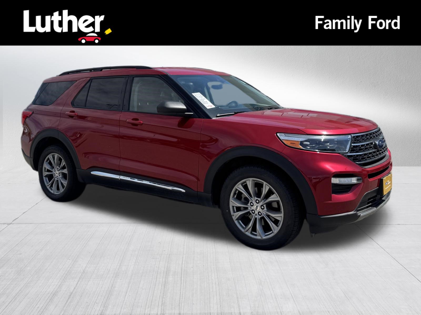Certified 2022 Ford Explorer XLT w/ Equipment Group 202A