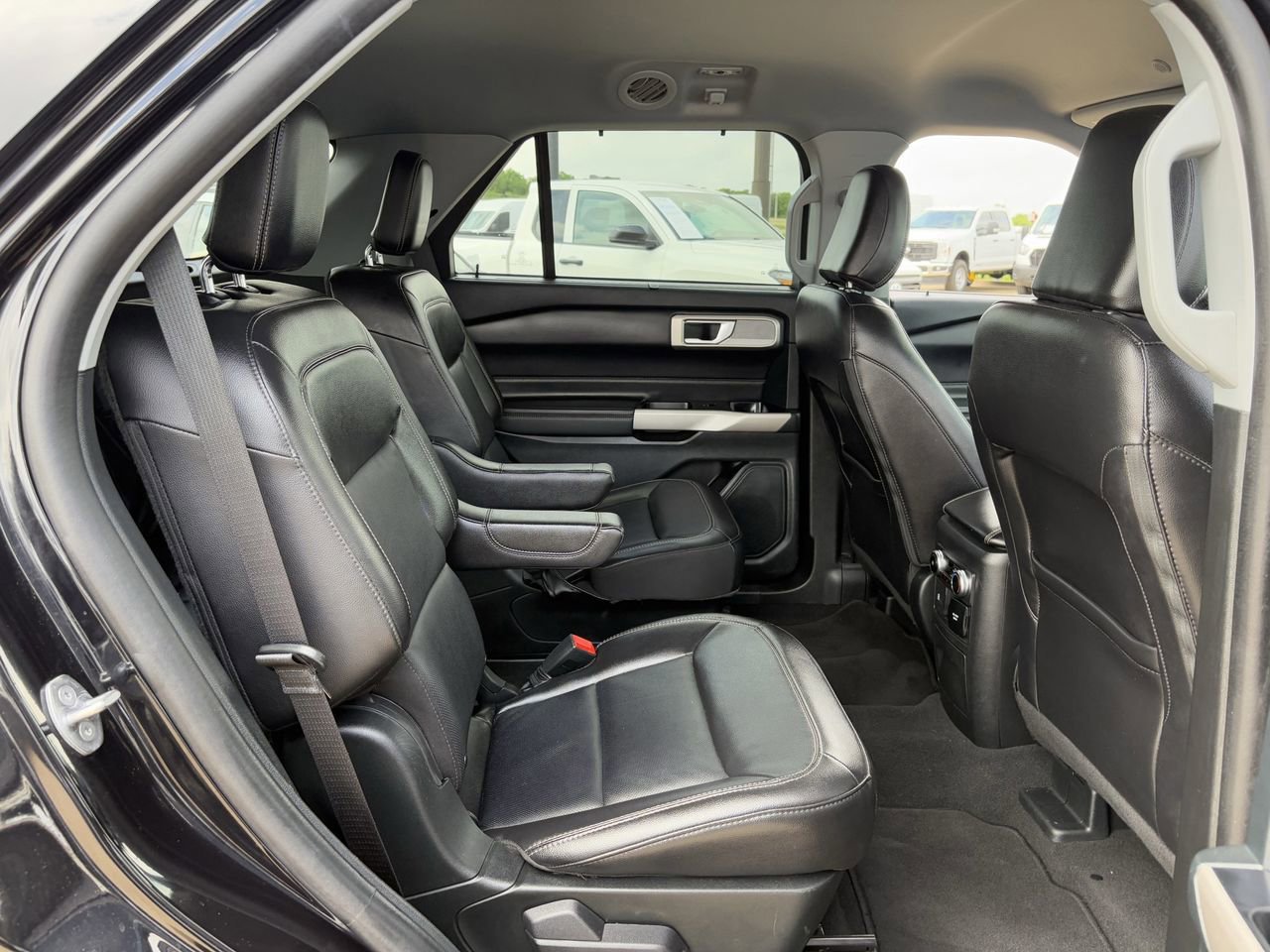 Certified 2023 Ford Explorer Limited w/ Equipment Group 301A image 29