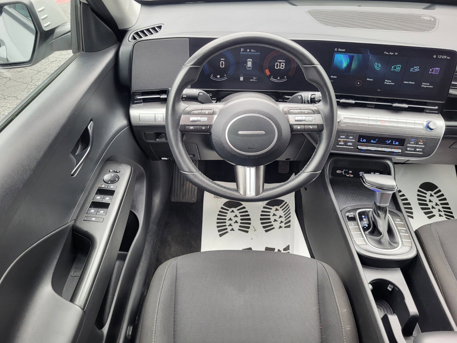 Used 2024 Hyundai Kona SEL AWD/4WD image 14