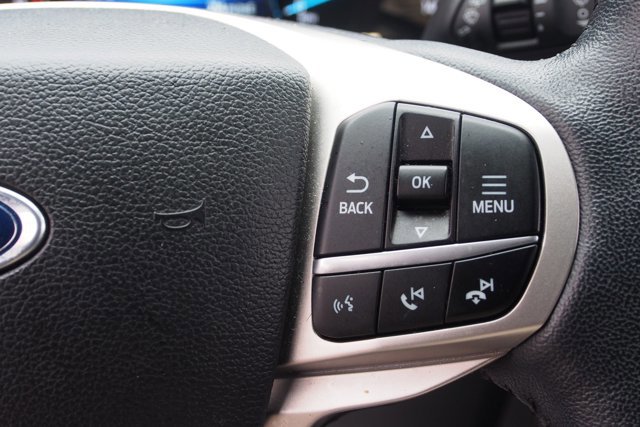 Certified 2022 Ford Explorer XLT w/ Equipment Group 202A image 27