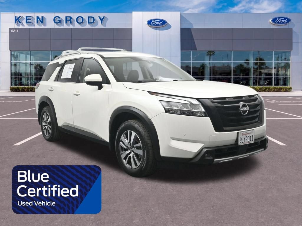 Used 2023 Nissan Pathfinder SL w/ Lighting Package (N92)
