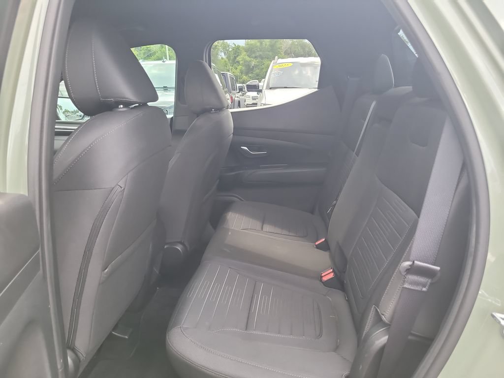 Used 2024 Hyundai Santa Cruz SE FWD image 10