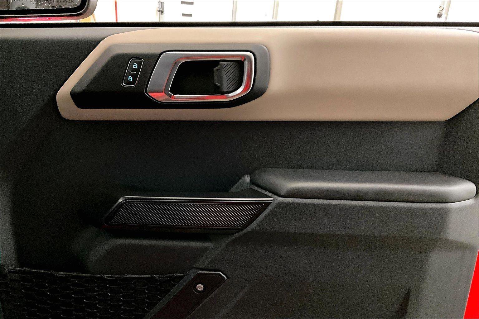 Certified 2024 Ford Bronco Wildtrak image 23