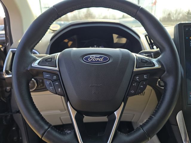 Certified 2023 Ford Edge Titanium image 19