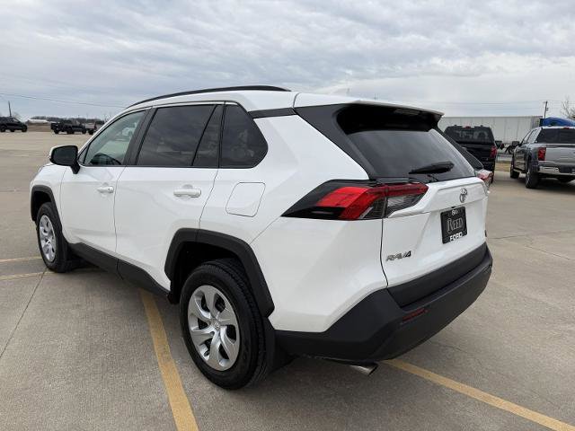 Used 2021 Toyota RAV4 LE image 7