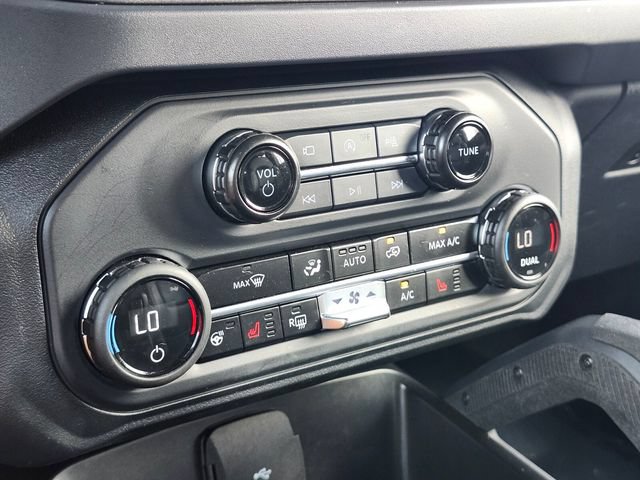 Certified 2025 Ford Bronco Badlands AWD/4WD image 17