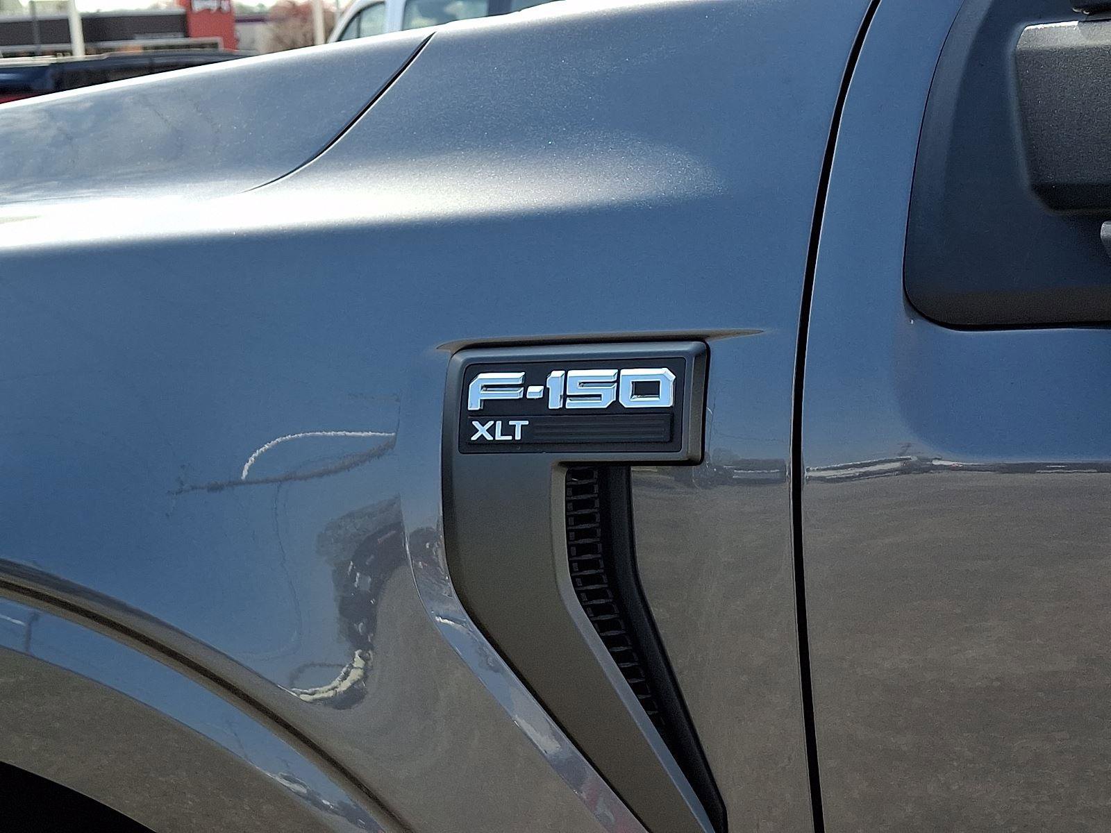 Certified 2022 Ford F150 XLT w/ Equipment Group 302A High image 31