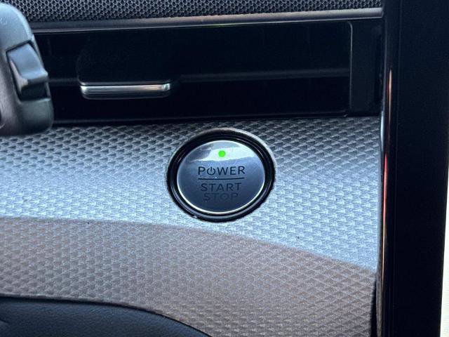 Certified 2022 Ford Mustang Mach-E Select image 17