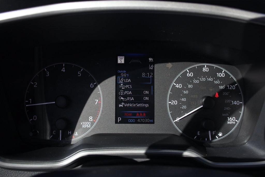 Used 2025 Toyota Corolla SE FWD image 31