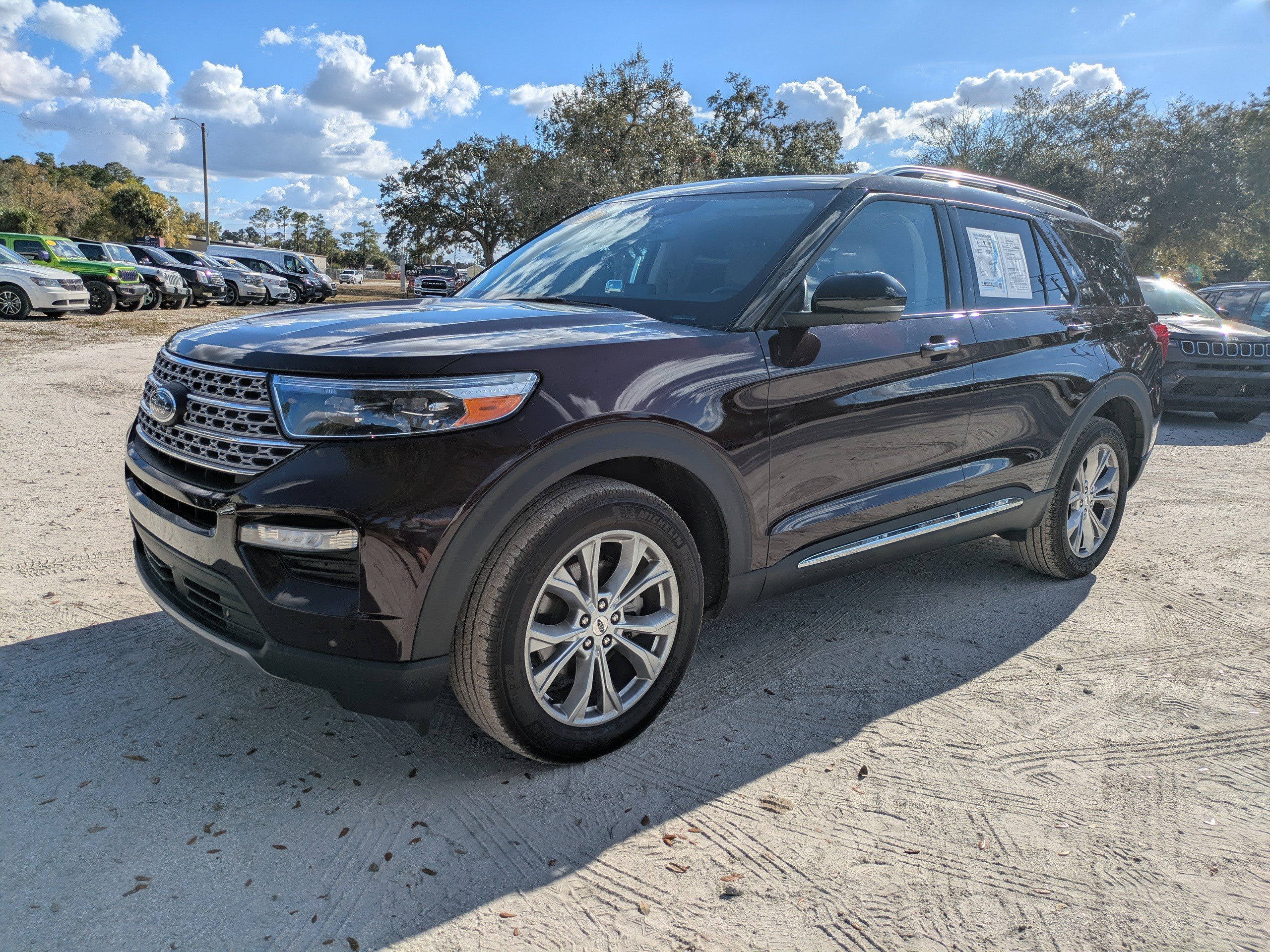 Certified 2023 Ford Explorer Limited w/ Limited Technology Package AWD/4WD image 7