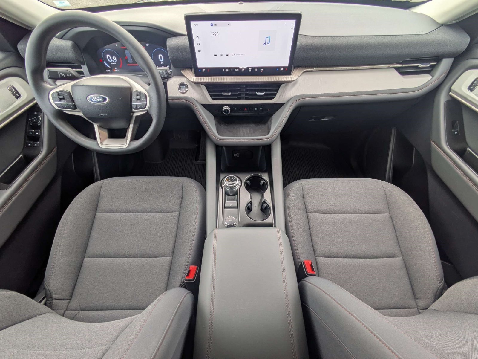 Certified 2026 Ford Explorer Active RWD image 16