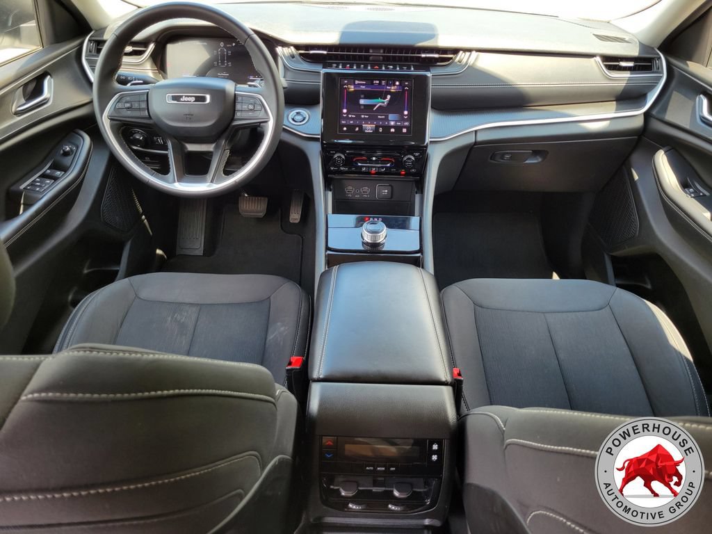 Used 2023 Jeep Grand Cherokee L Laredo AWD/4WD image 18