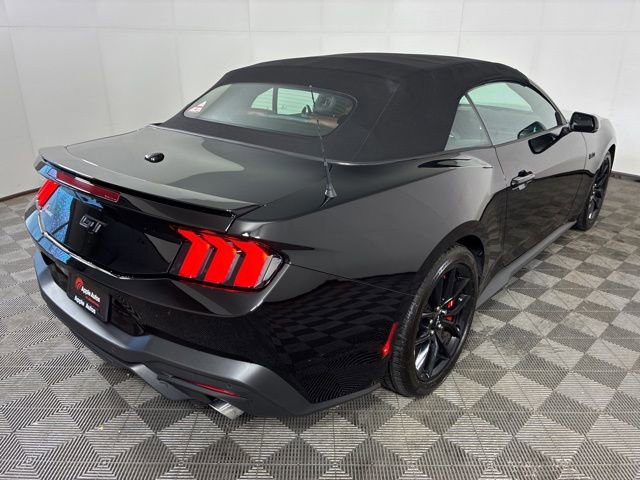 Certified 2025 Ford Mustang GT Premium RWD image 5
