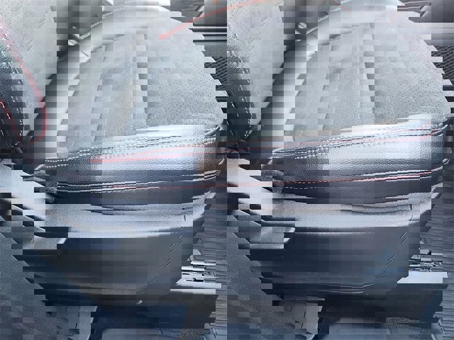 Certified 2022 Ford Escape SEL w/ SEL Stealth AWD Package image 33