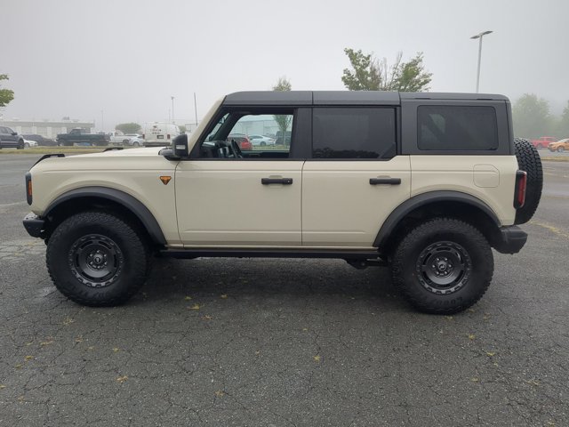 Certified 2025 Ford Bronco Badlands AWD/4WD image 7