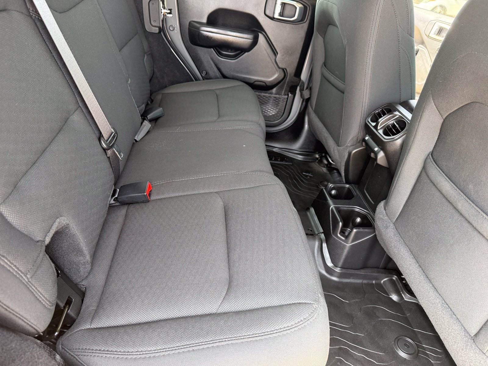 Used 2021 Jeep Wrangler Unlimited Sport AWD/4WD image 20