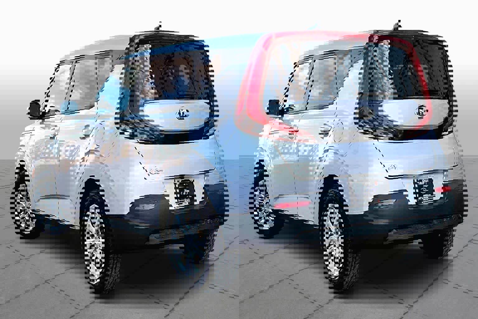 Used 2020 Kia Soul LX image 4