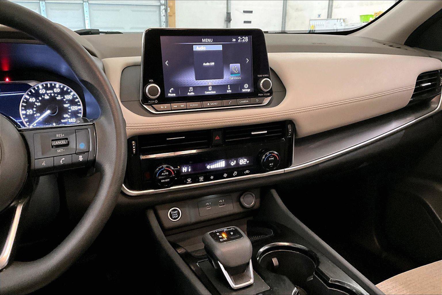 Used 2021 Nissan Rogue SV image 8