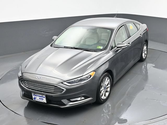 Certified 2017 Ford Fusion SE FWD image 22