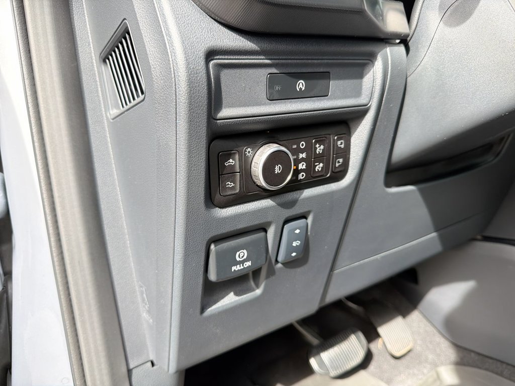 Certified 2025 Ford F150 Raptor AWD/4WD image 21