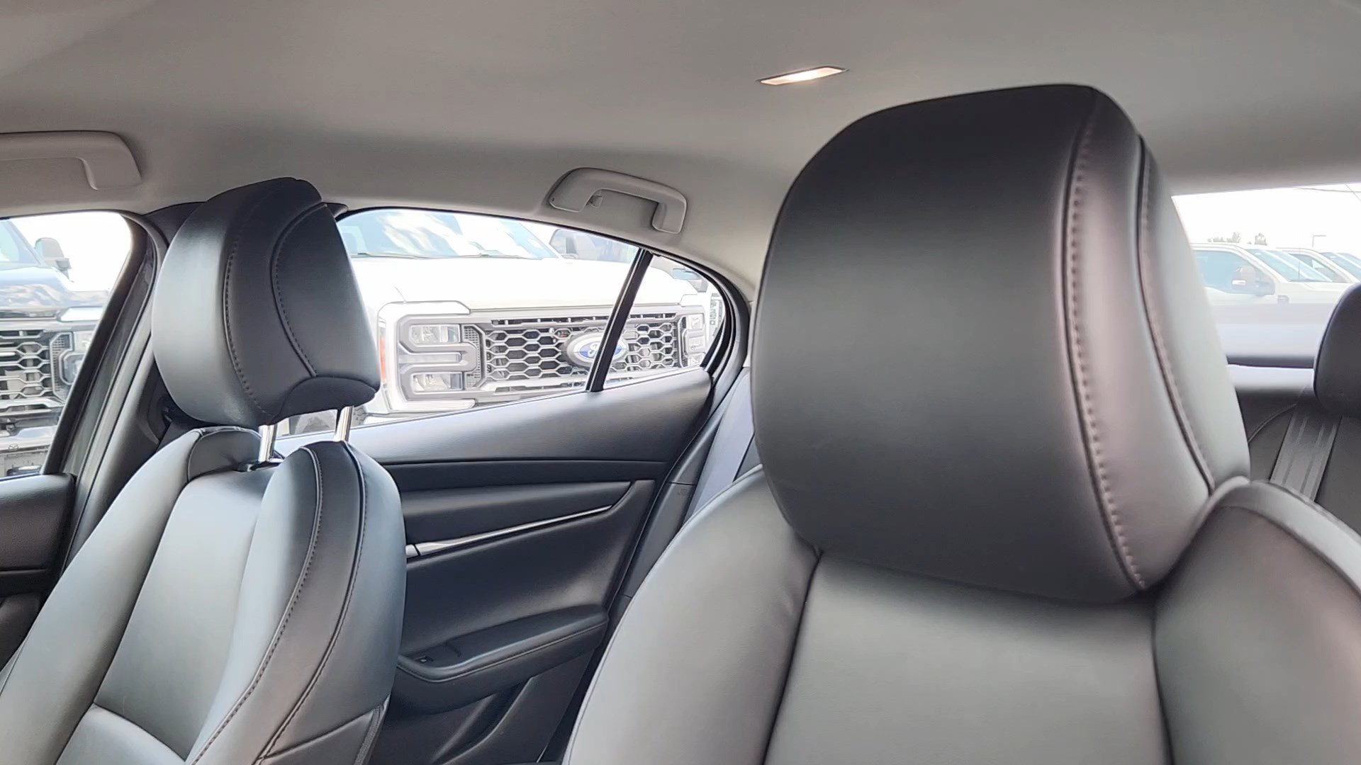 Used 2023 MAZDA MAZDA3 s FWD image 10