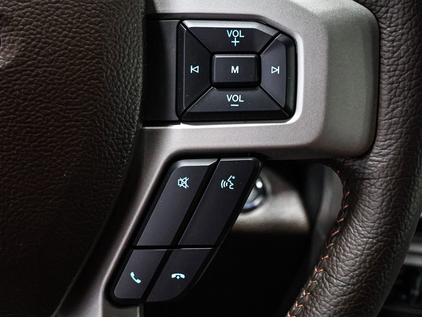 Certified 2022 Ford F450 King Ranch w/ Chrome Package image 38