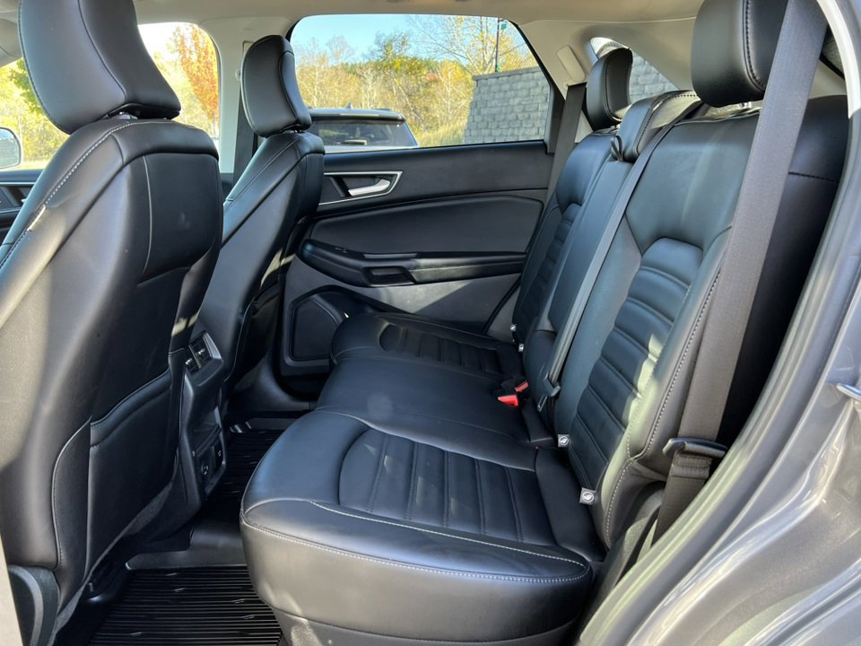 Certified 2022 Ford Edge SEL w/ Convenience Package image 11