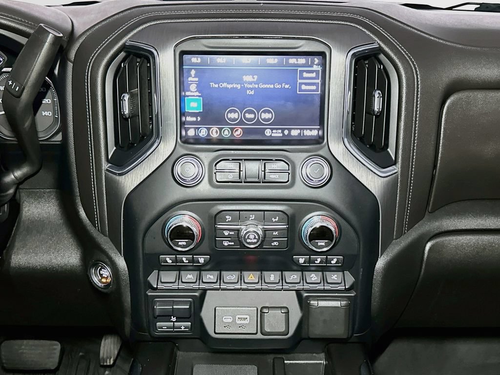 Used 2022 GMC Sierra 1500 Denali w/ Denali Premium Package AWD/4WD image 15