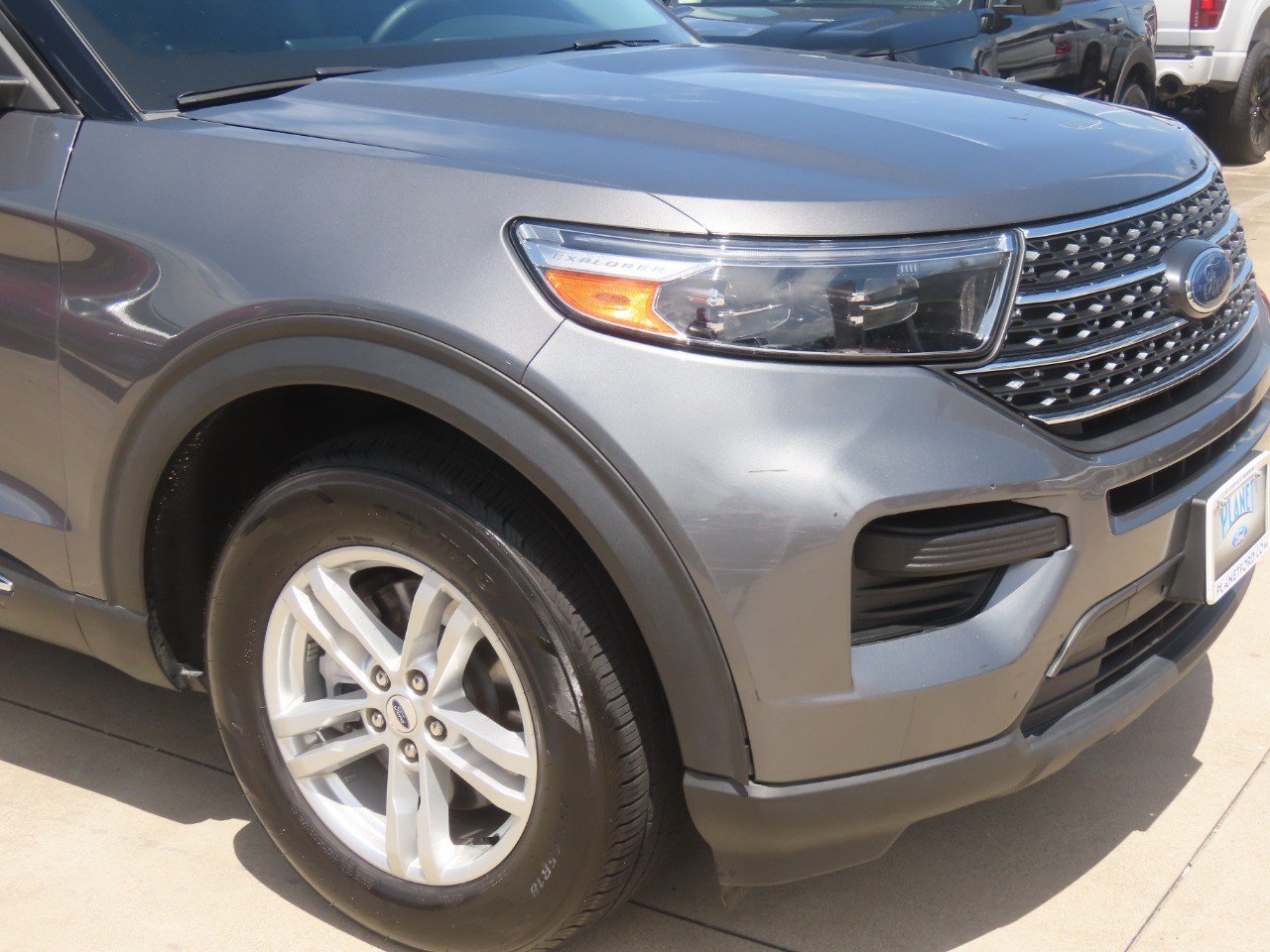 Certified 2023 Ford Explorer XLT RWD image 6