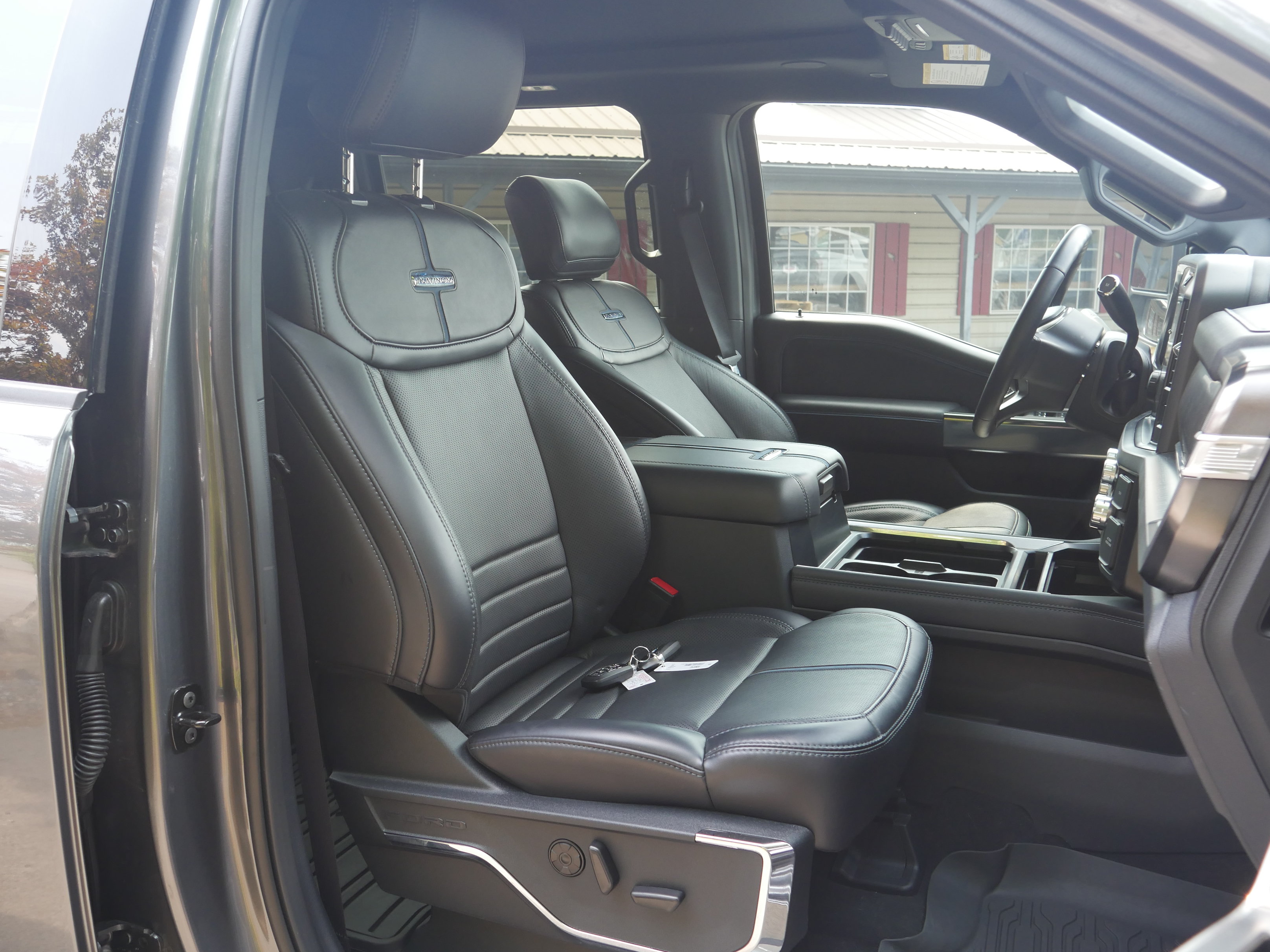 Certified 2026 Ford F350 Platinum AWD/4WD image 30